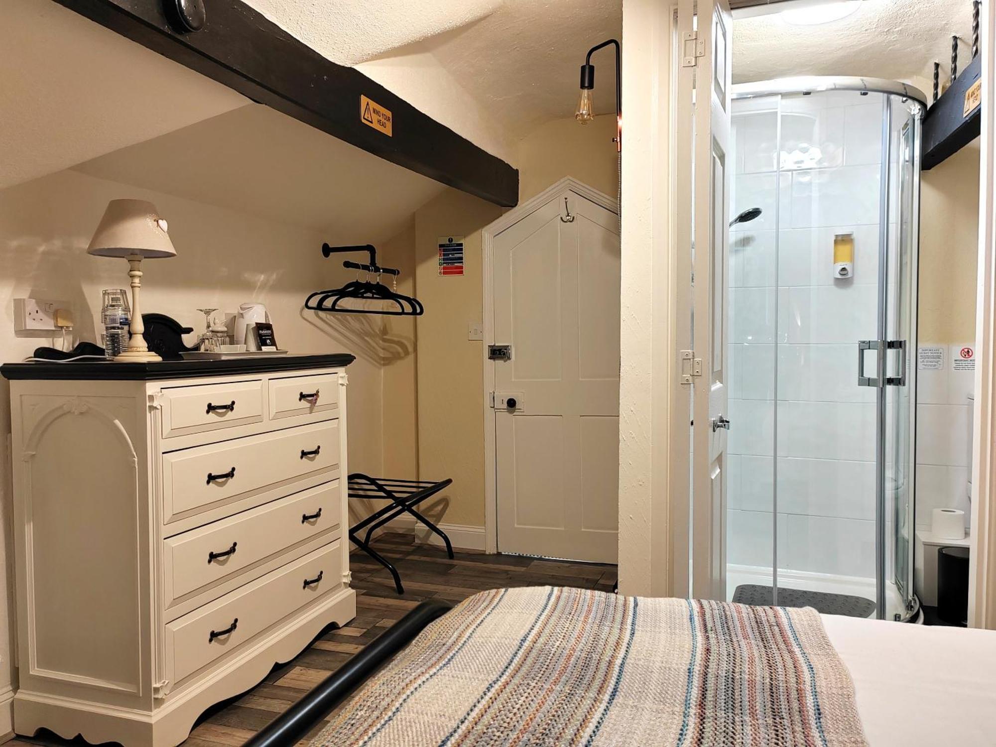 Puddle Duck Lodge - Adults Only Bowness-on-Windermere Phòng bức ảnh