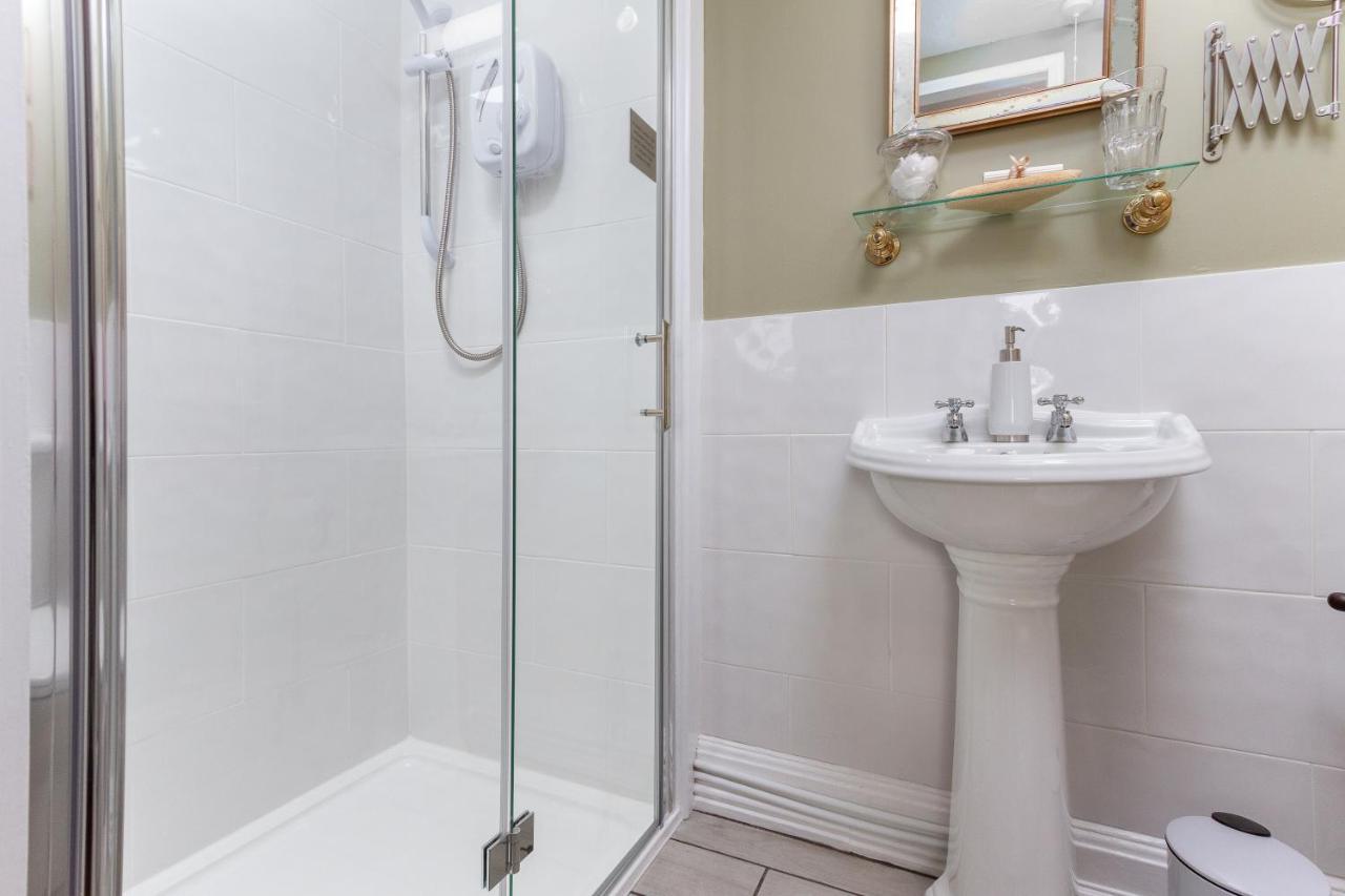 Puddle Duck Lodge - Adults Only Bowness-on-Windermere Ngoại thất bức ảnh